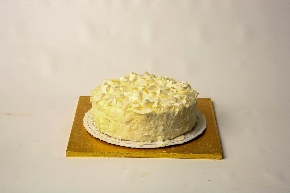 White Chocolate Mousse Cake03.jpg